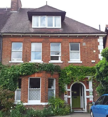 Acorn Guest House
